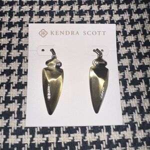 Kendra Scott Antique Gold Geometric-Arrow Earrings